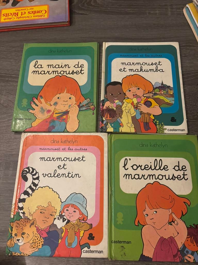 Lot de 4 livres ancien, Ophalen, Gelezen