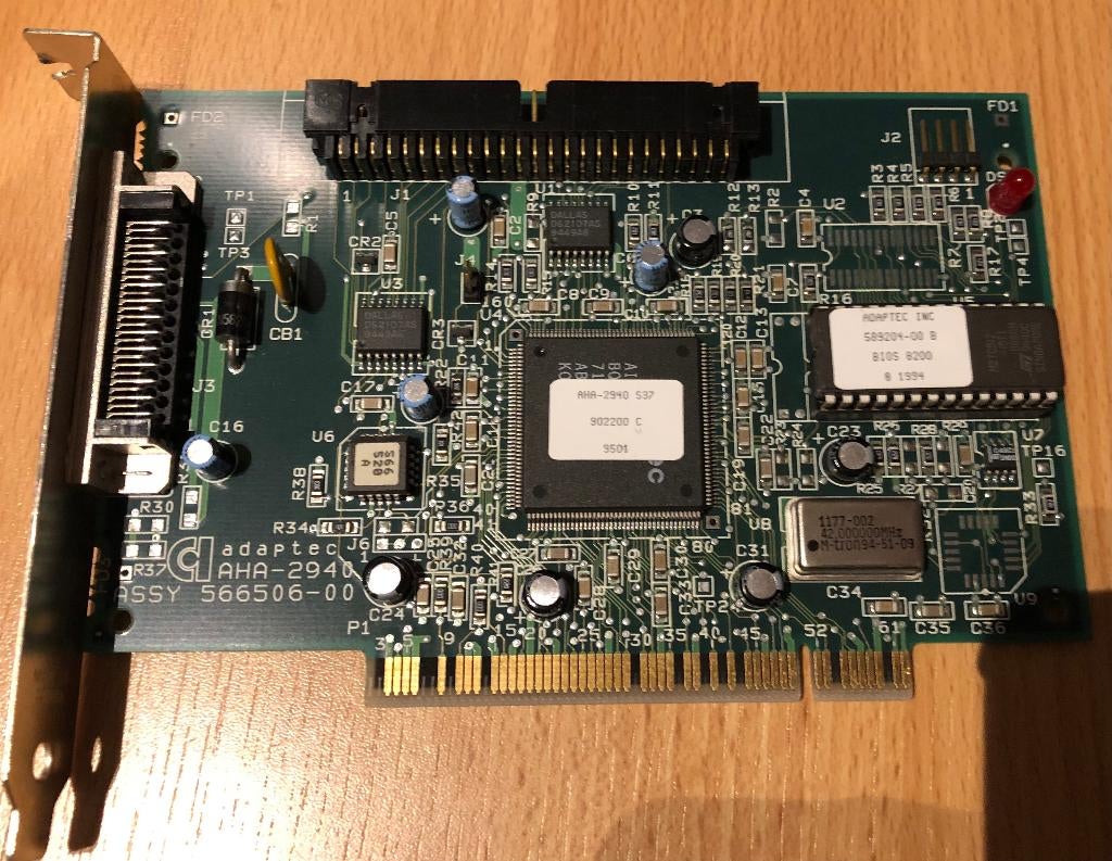 Adaptec AHA-2940 Scsi controller PCI (bulk_3), Ophalen, Intern, SCSI, Zo goed als nieuw