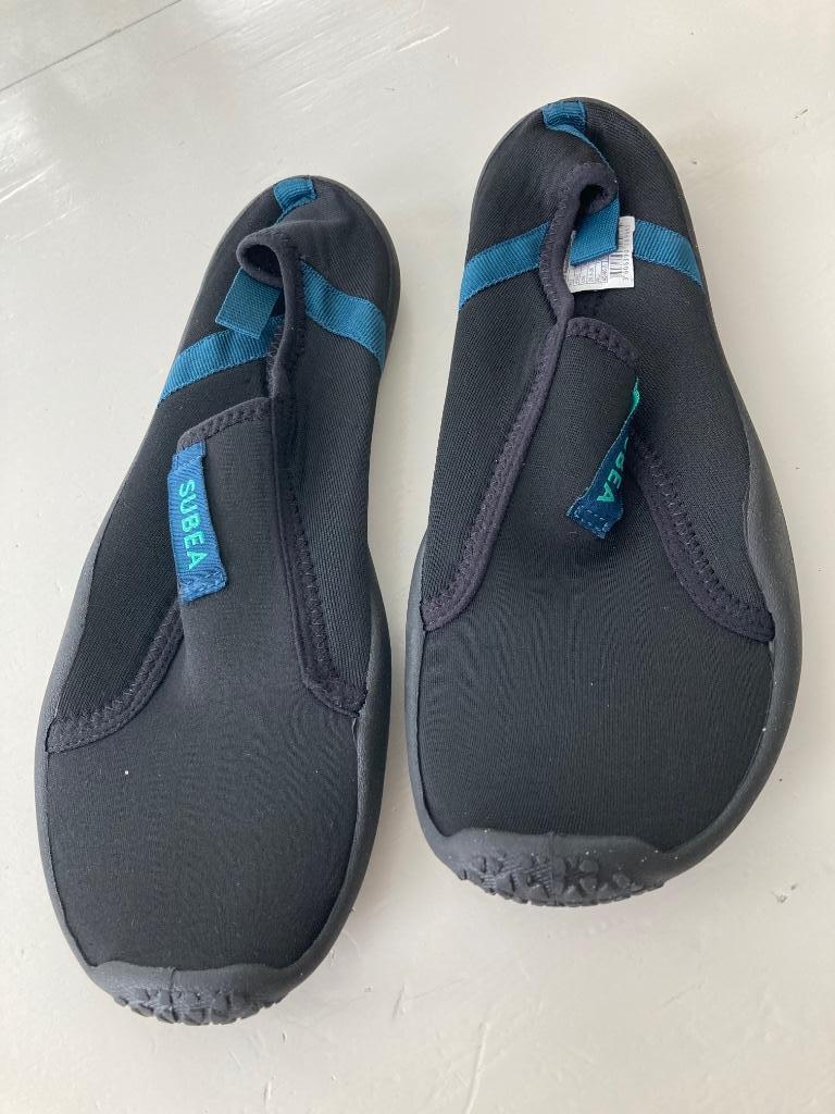 Waterschoenen maat 40/41 unisex, Sports nautiques & Bateaux, Vêtements nautiques, Comme neuf, Chaussures de voile ou de surf, Enlèvement ou Envoi