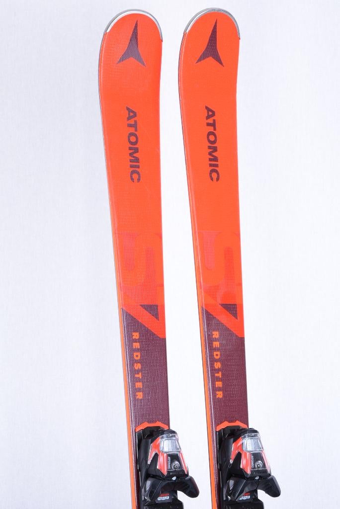149 skis ATOMIC REDSTER S7 2023, Sports & Fitness, Ski & Ski de fond, Utilisé, Skis, Atomic, Carving, 140 à 160 cm, Enlèvement ou Envoi