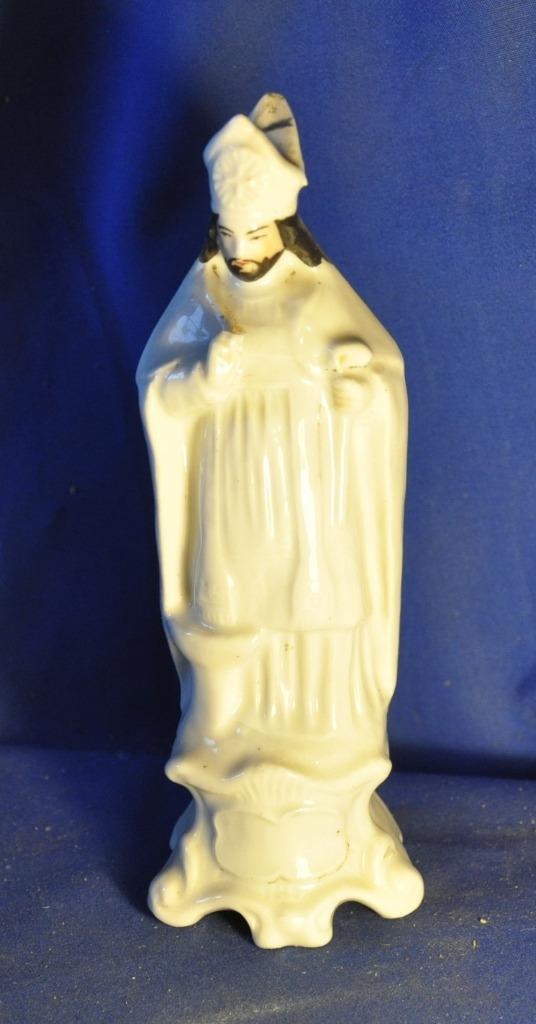 saint eloi en porcelaine épaisse, Antiquités & Art, Enlèvement ou Envoi