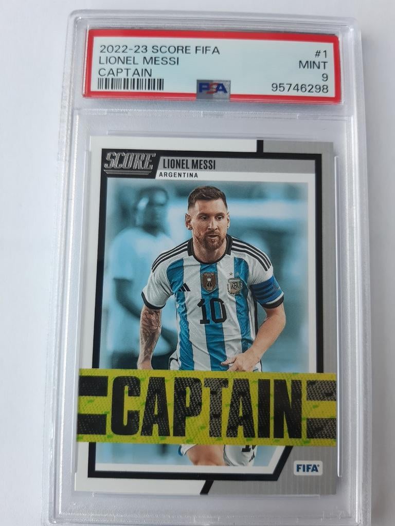 Panini Score L Messi  CAPTAIN  PSA  9, Ophalen of Verzenden, Zo goed als nieuw