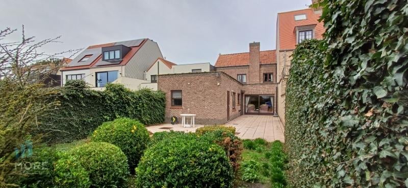 Woning TE KOOP (ref. 4297853), 32114251 kWh/jaar, 378 kWh/m²/jaar, Knokke-Heist, 3 kamers