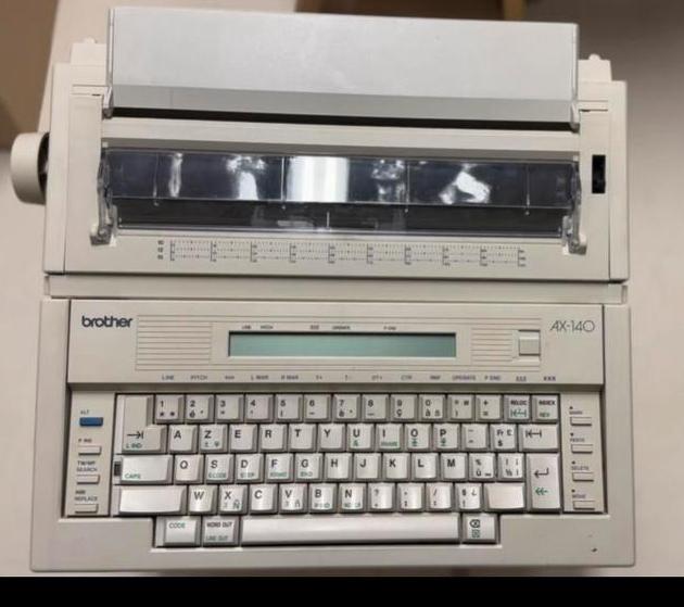 Elektronische Brother typemachine AX 140, Diversen, Typemachines, Ophalen, Gebruikt