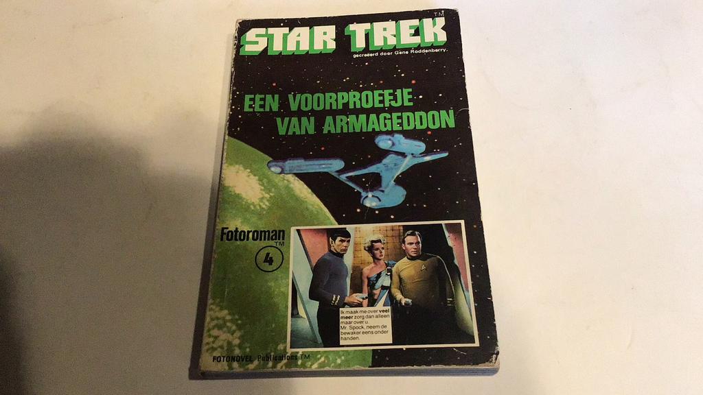 Star trek(z8), Ophalen of Verzenden, Gelezen