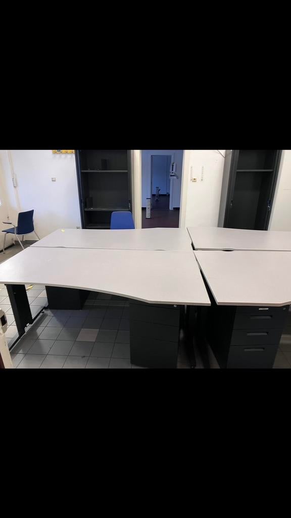 Bureau’s verstelbaar aan de poten zelf, Huis en Inrichting, Bureaus, Zo goed als nieuw, In hoogte verstelbaar, Ophalen