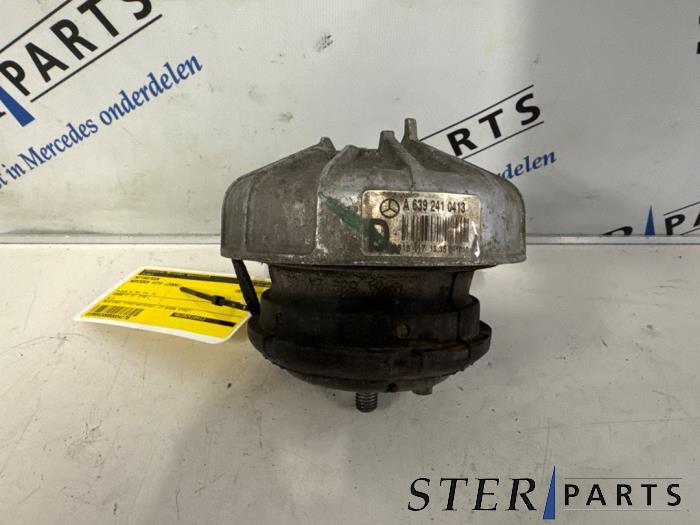 Support moteur d'un Mercedes Vito, Enlèvement ou Envoi, 3 mois de garantie, Utilisé, Mercedes-Benz