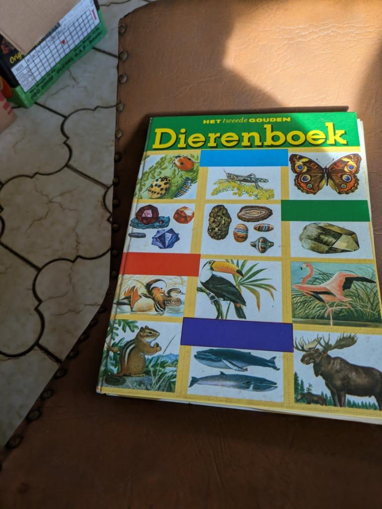 Het tweede gouden dierenboek, Ophalen of Verzenden, Gelezen, Plaatjesalbum