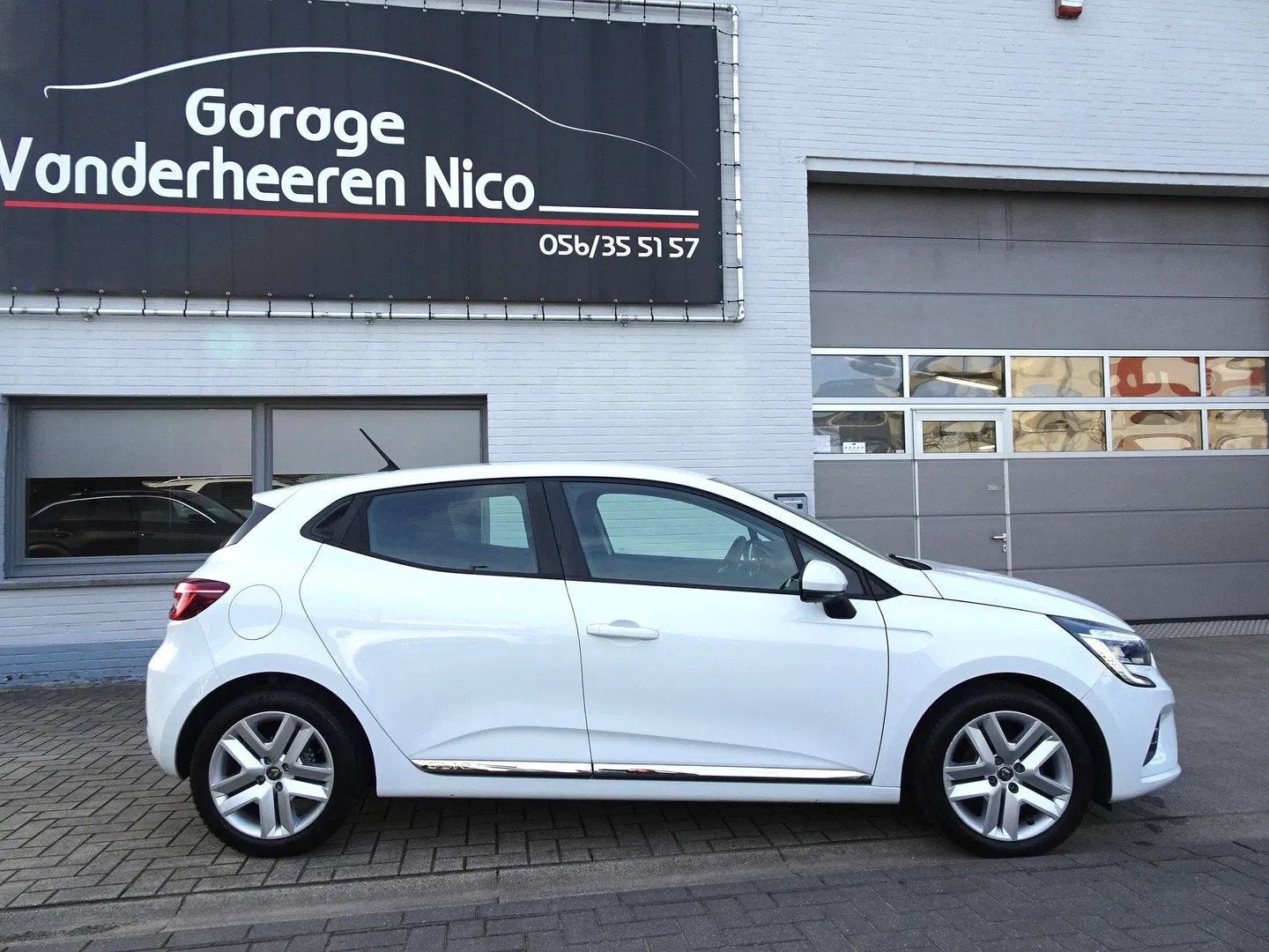 Renault Clio 1.0TCe 5d. CARPLAY,NAVI,FULL LED,CRUISE,BLUETH,, Auto's, Stof, Gebruikt, 91 pk, 67 kW