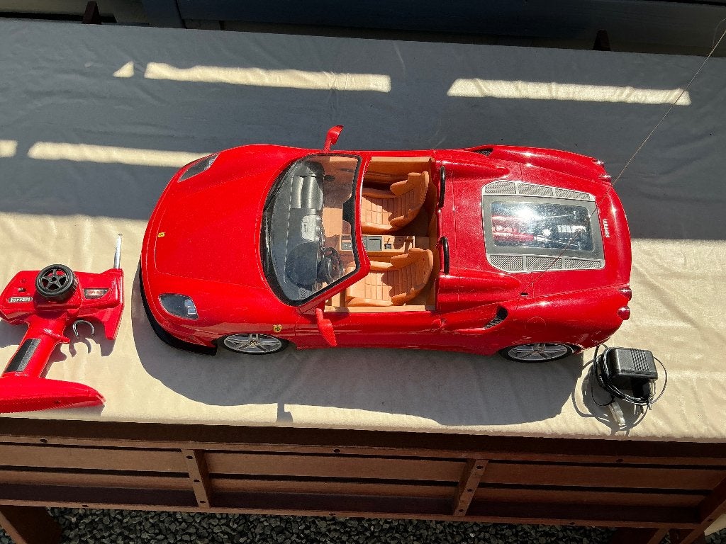 Auto met afstanbediening, Hobby en Vrije tijd, Modelbouw | Radiografisch | Auto's, Ophalen, Gebruikt, Elektro, Auto onroad