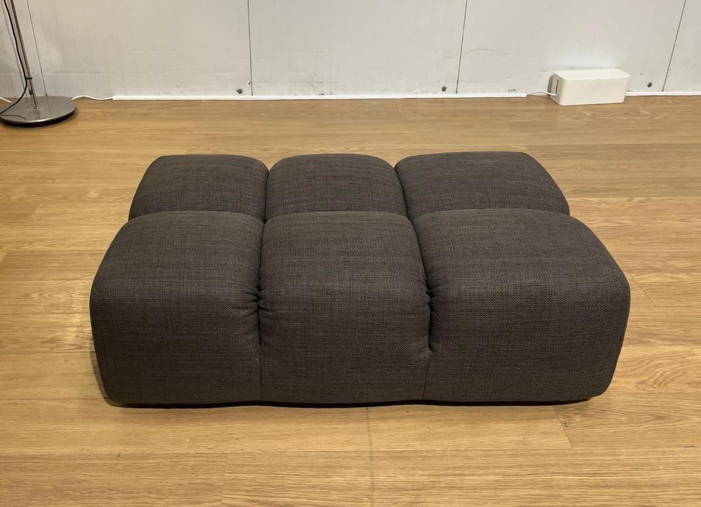 TBE B&B Italia Tufty pouf / ottoman + garantie, Enlèvement ou Envoi, Comme neuf, Rectangulaire, 50 à 75 cm