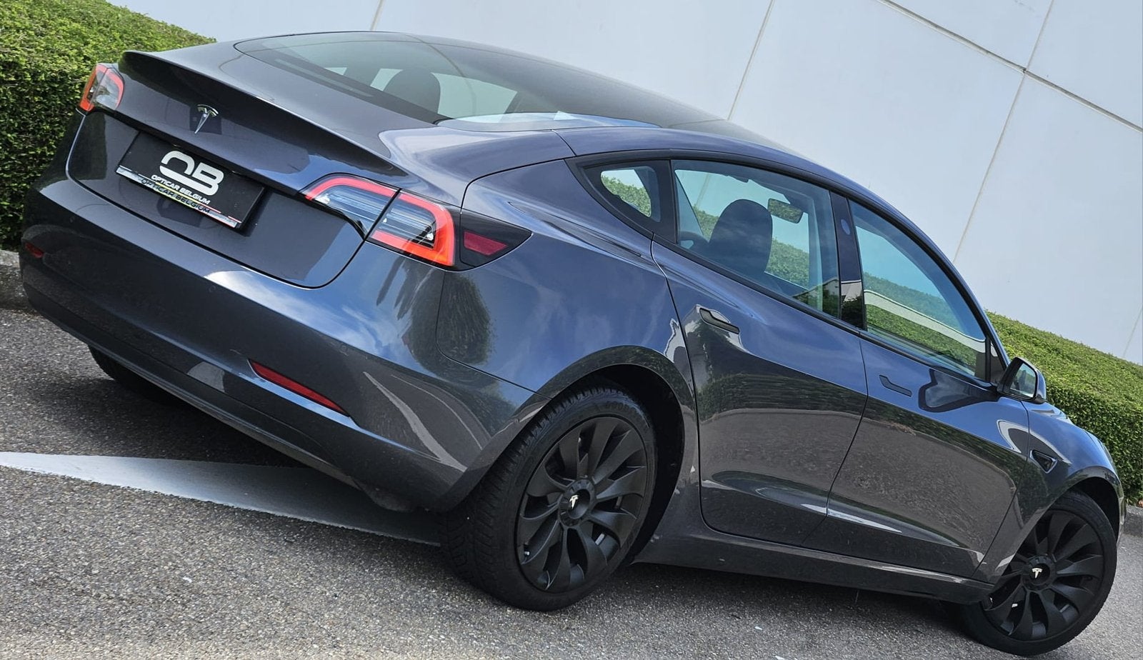 *** Tesla 3 - SR+ - 03/2022 - LFP - SOH 95% ***, Auto's, Zwart, Leder, 5 zetels, Zilver of Grijs