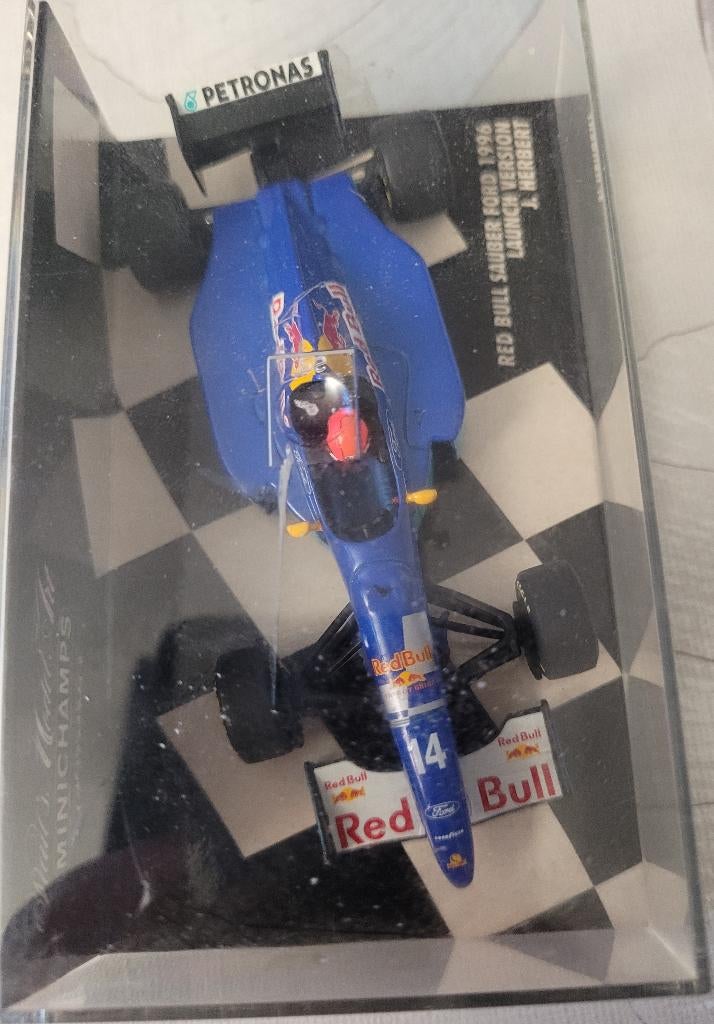F1 1/43 Red Bull Sauber Herbert, Enlèvement ou Envoi, Comme neuf, Voitures