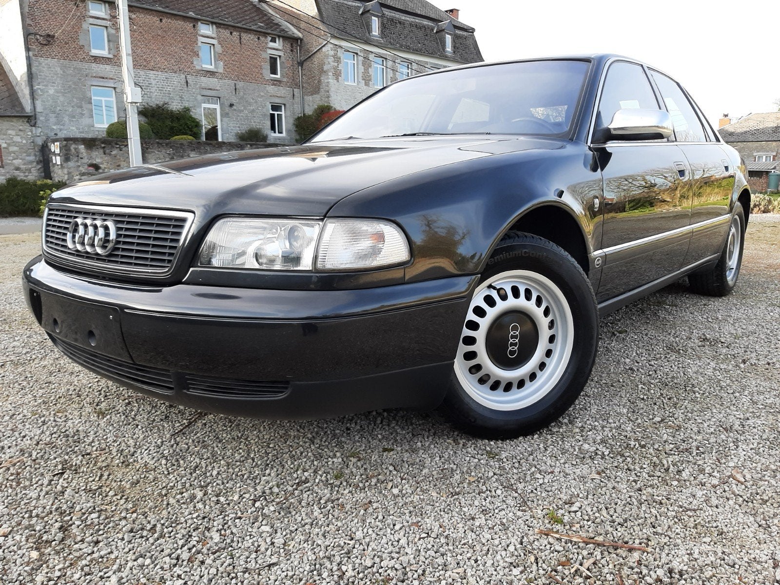Audi A8 4,2 cm³ Quattro jaar 1995 oldtimer uitgerust met LPG, Auto's, 4 deurs, 4200 cc, Zwart, Leder