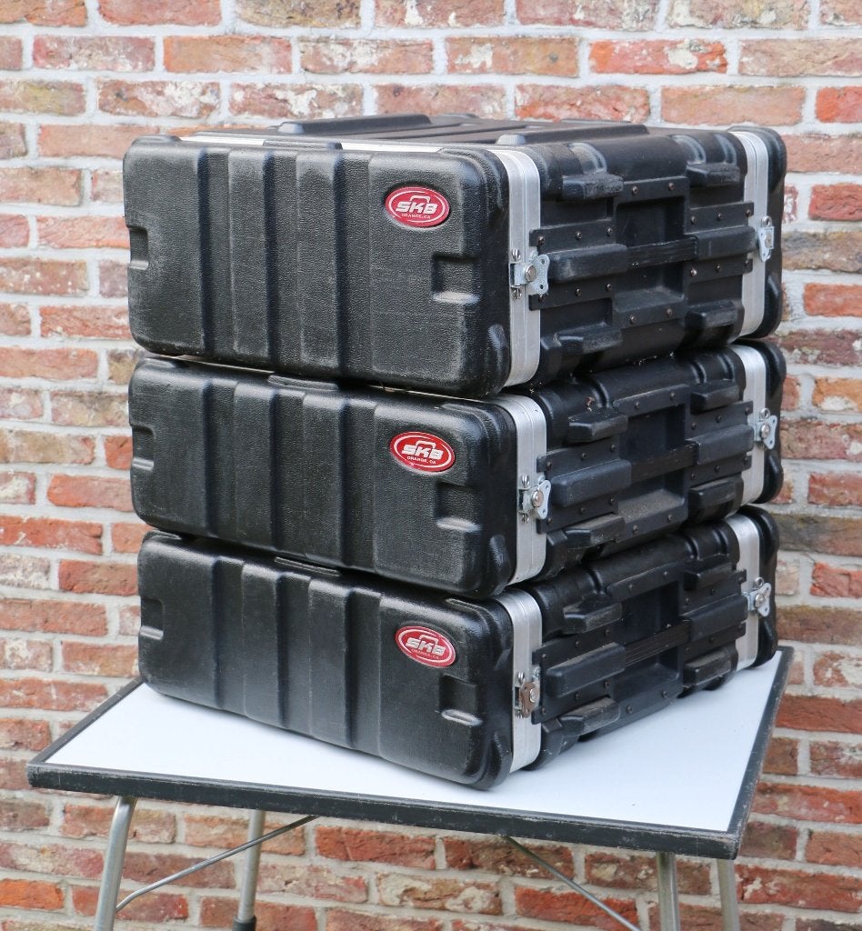SKB 19'' Flightcases (3u - 4 stuks), Muziek en Instrumenten, Ophalen, Zo goed als nieuw