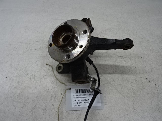 MOYEU DE ROUE AVANT GAUCHE Renault Kangoo Express (FW), Autos : Pièces & Accessoires, Renault, Mevr. I. Hauben, Utilisé, Rue de l'Espoir 34 34
4030  GRIVEGNÉE, BE