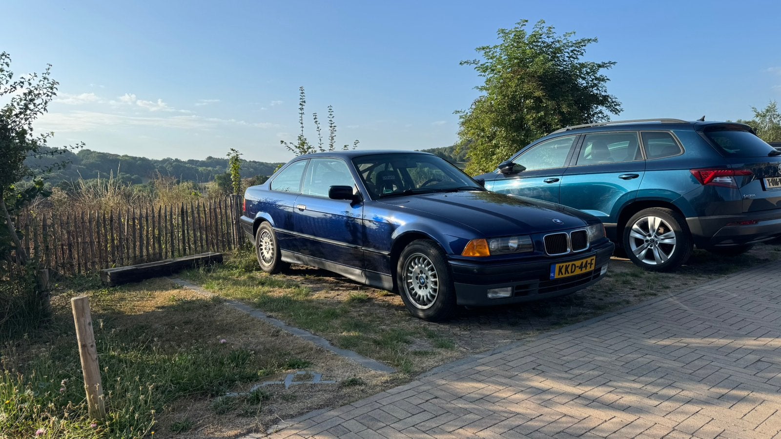 BMW E36 318is Oldtimer 1991, Auto's, Achterwielaandrijving, Zwart, 4 cilinders, Blauw
