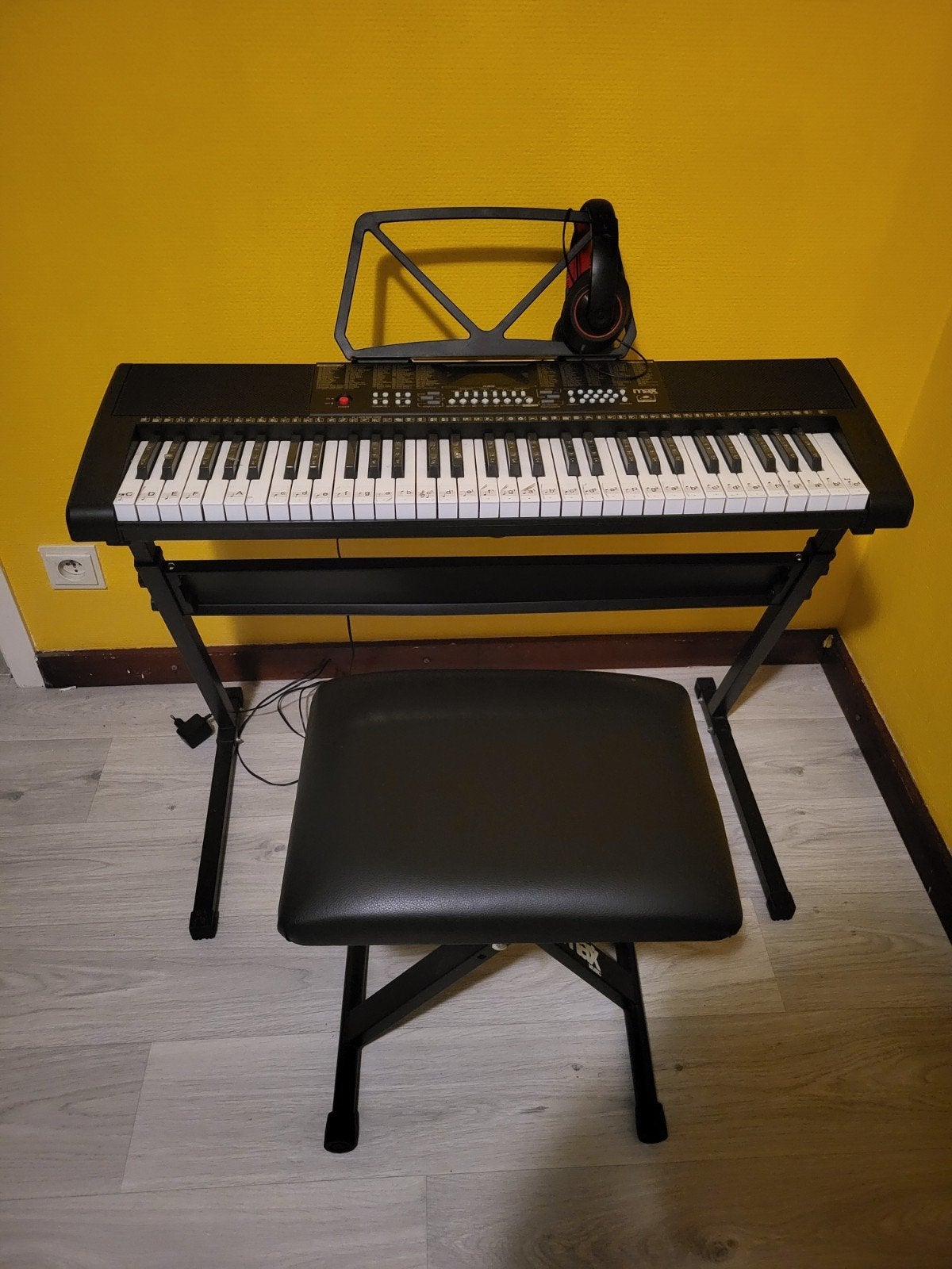 Digitale piano MAX KB5SET, Muziek en Instrumenten, Overige merken, 61 toetsen, Ophalen of Verzenden, Zo goed als nieuw