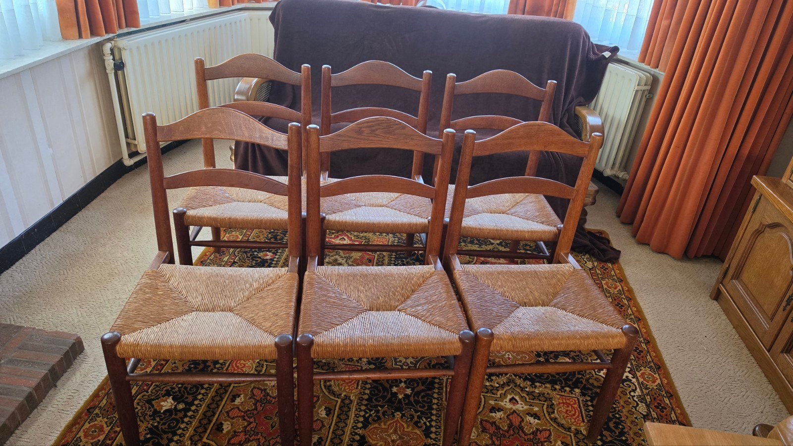 6 houten stoelen, Huis en Inrichting, Stoelen, Ophalen