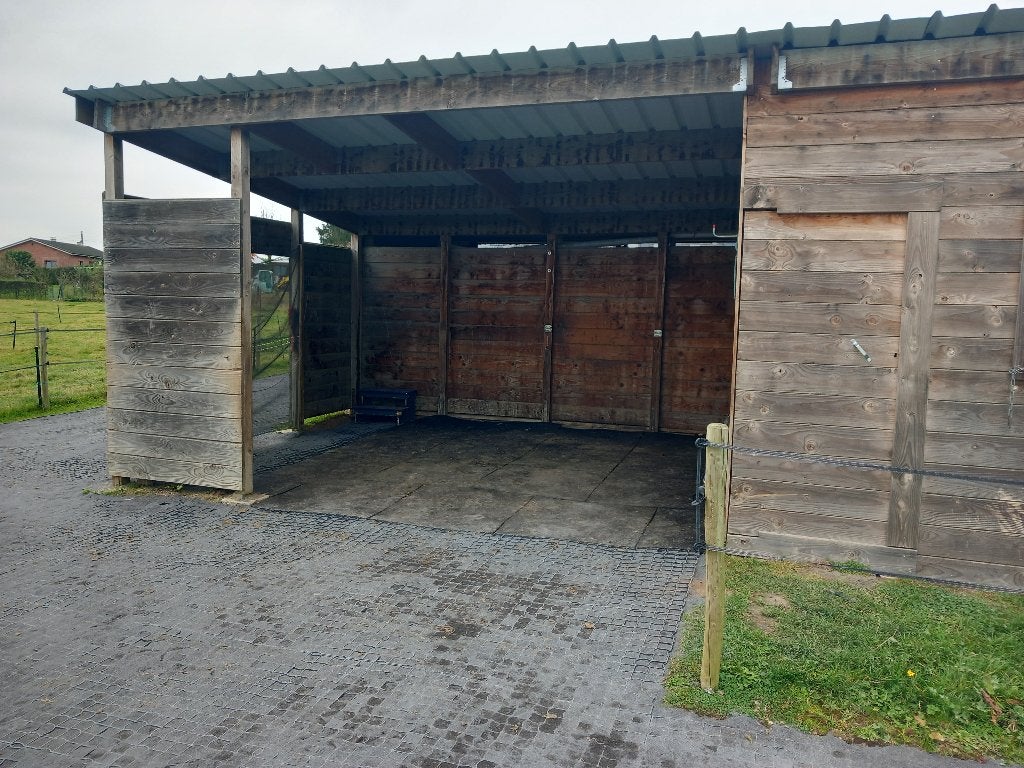 Prairie et abris pour chevaux, Animaux & Accessoires, Mise à l'étable, 2 ou 3 chevaux ou poneys