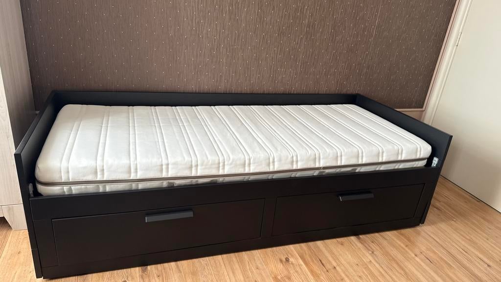 zwart 1-2 persoonsbed met laden incl. matras, Huis en Inrichting, Slaapkamer | Bedden, Zo goed als nieuw, Zwart, Ophalen