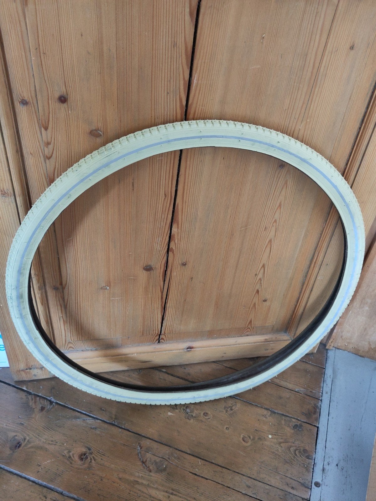 Witte buitenbanden 28 x 1 1/2 en bijpassende binnenbanden, Ophalen, Nieuw, Band, Rexway