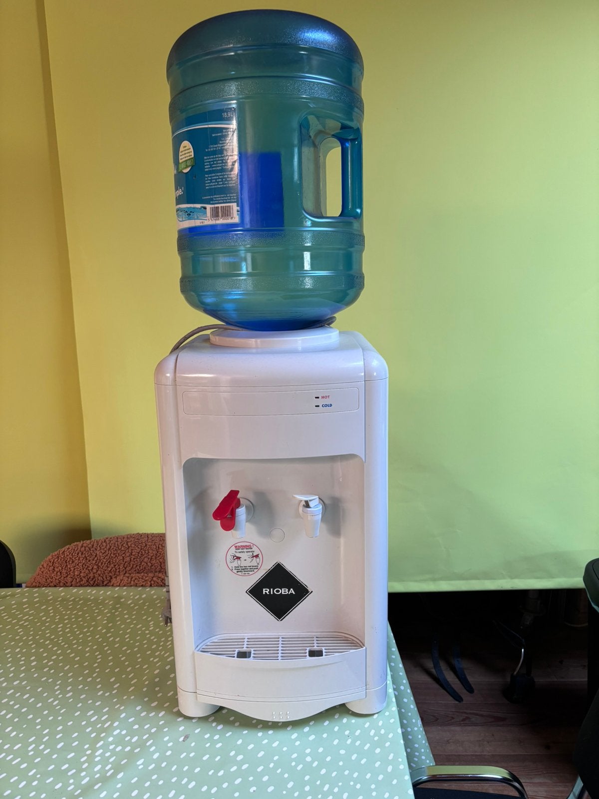 Waterkoeler met warmwater, Elektronische apparatuur, Ophalen, Gebruikt, Waterkoeler