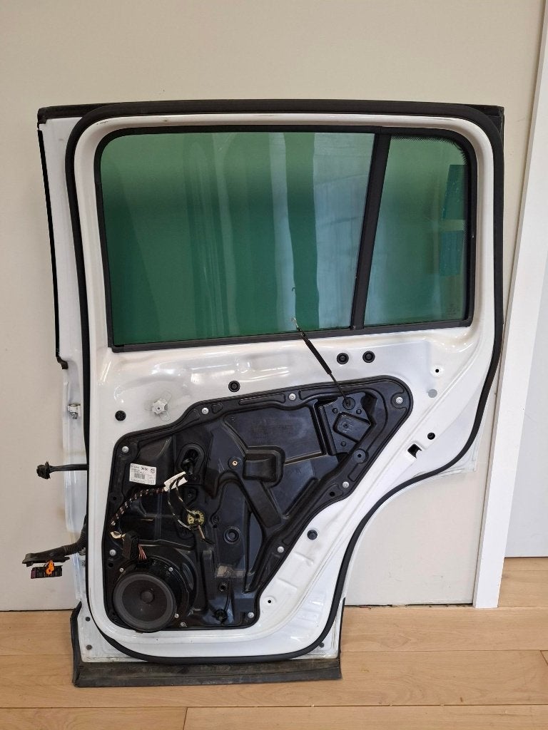 VOLKSWAGEN TIGUAN, Gebruikt, Achter, Ophalen of Verzenden, Volkswagen