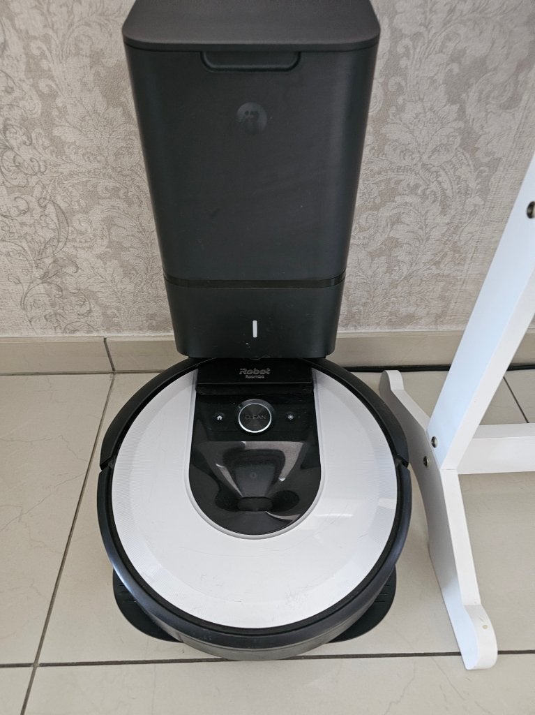 iRobot Roomba i7 & Braava jet m6 (los of als set), IRobot, Navigation intelligente, Enlèvement, Utilisé