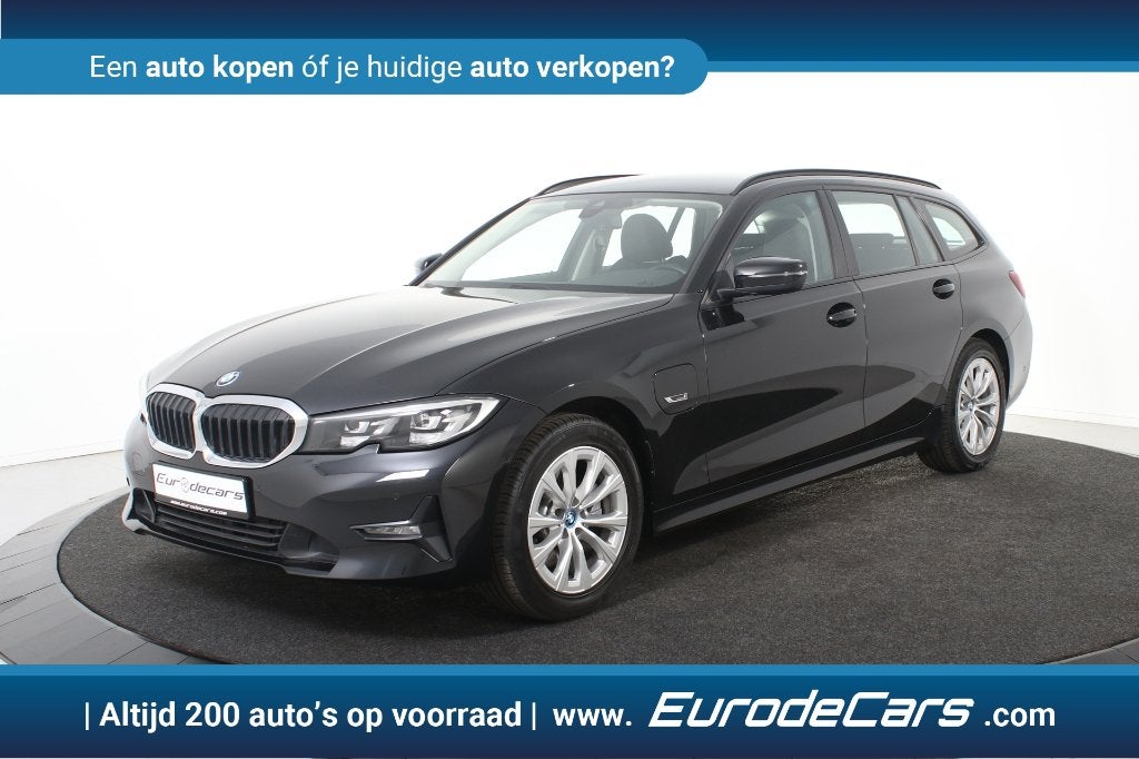 BMW 320e Touring, Autos, BMW, Entreprise, Achat, Série 3, ABS, Caméra de recul, Phares directionnels, Airbags, Air conditionné