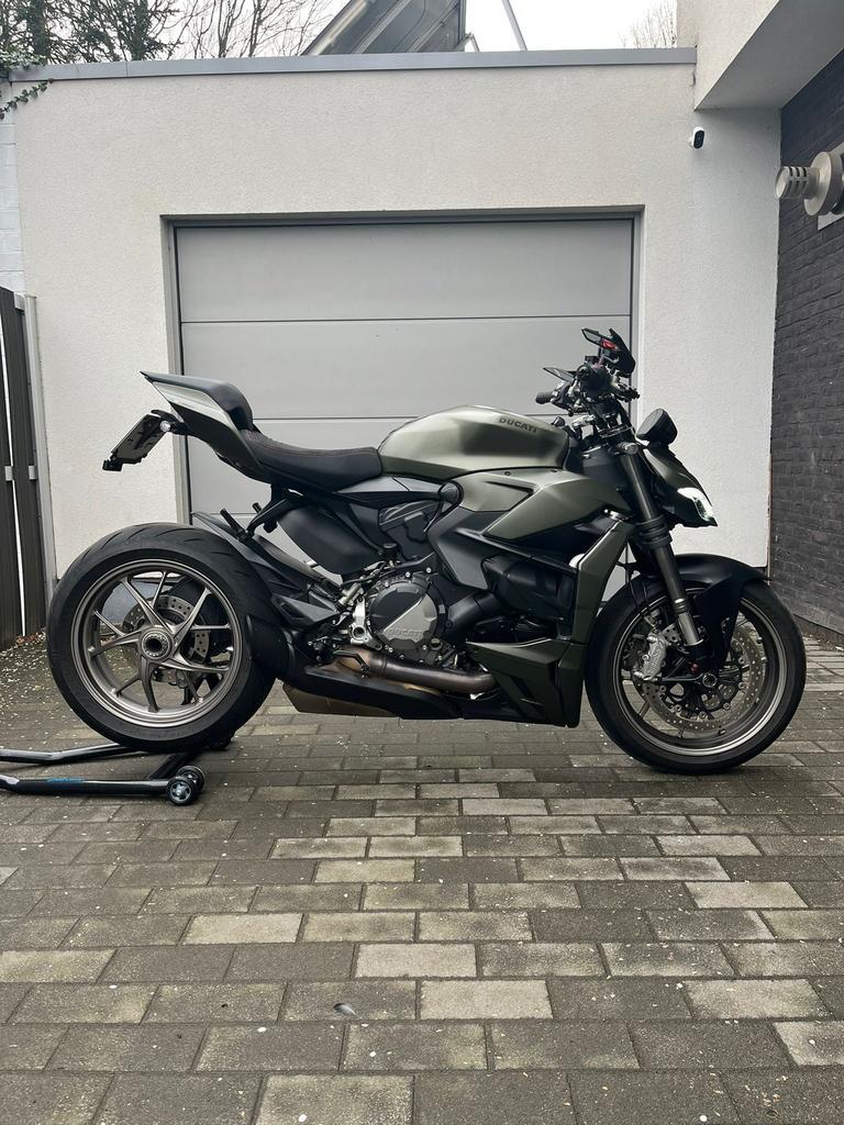 Ducati Streetfighter V2, Motoren, Motoren | Ducati, Particulier, Naked bike, meer dan 35 kW, 2 cilinders, Motorrijbewijs A, Handvatverwarming