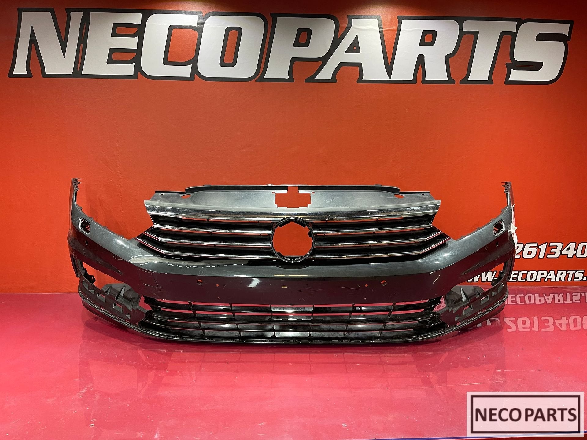 VW PASSAT 3G B8 R LINE BUMPER VOORBUMPER ALLES LEVERBAAR, Auto-onderdelen, Gebruikt, Volkswagen, -, Ophalen of Verzenden