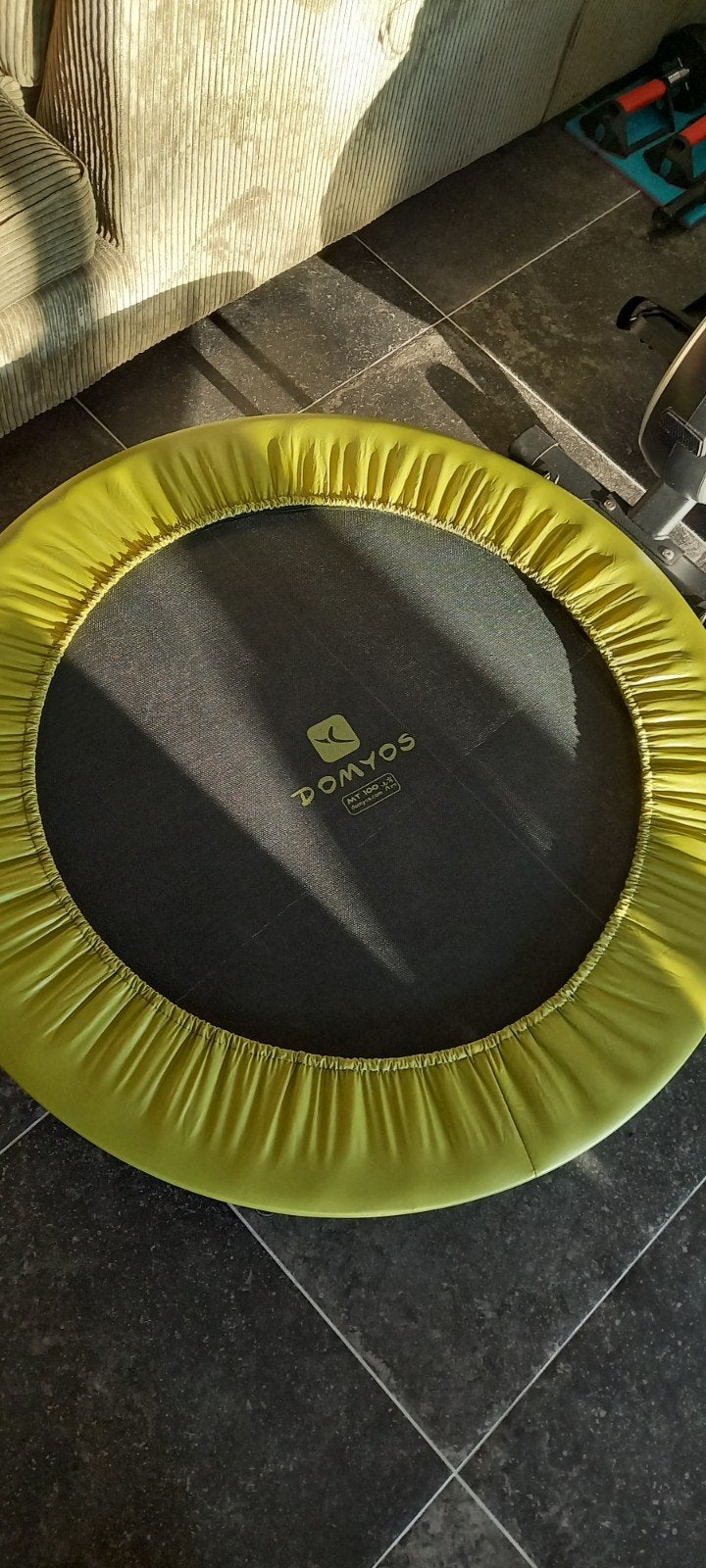 Trampoline Domyos, Ophalen