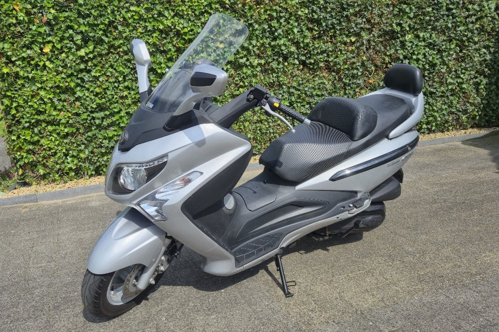 sym 300i gts EVO, Fietsen en Brommers, Ophalen, Gebruikt, Benzine, 278 cc