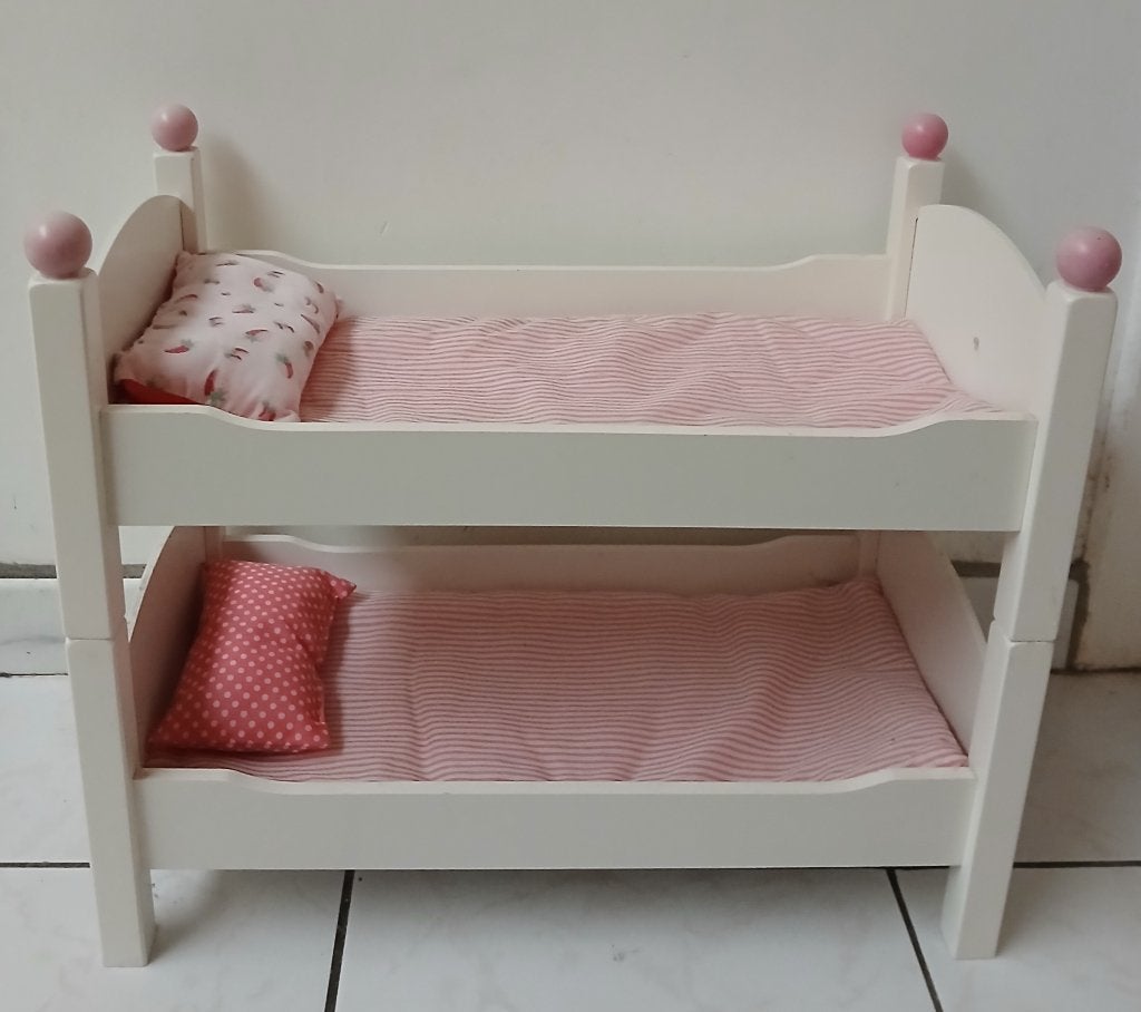 Houten stapelbed pop, Ophalen, Zo goed als nieuw, Babypop