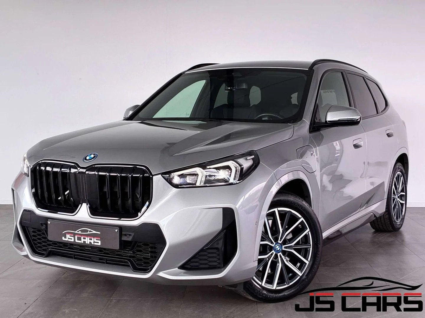BMW X1 1.5iA xDrive25e PHEV FULL PACKM-1ERPRO-COCKPIT-CARPLA, Autos, Argent ou Gris, Achat, Entreprise, Noir