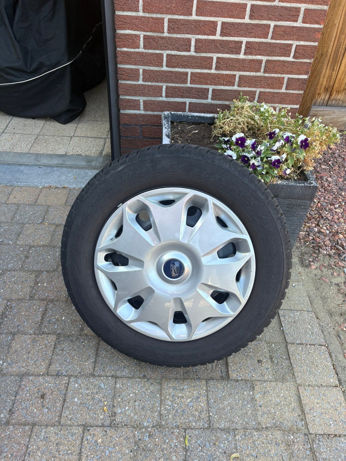 Nieuwe banden met stalen velg., Auto-onderdelen, Ophalen, Nieuw, Banden en Velgen
