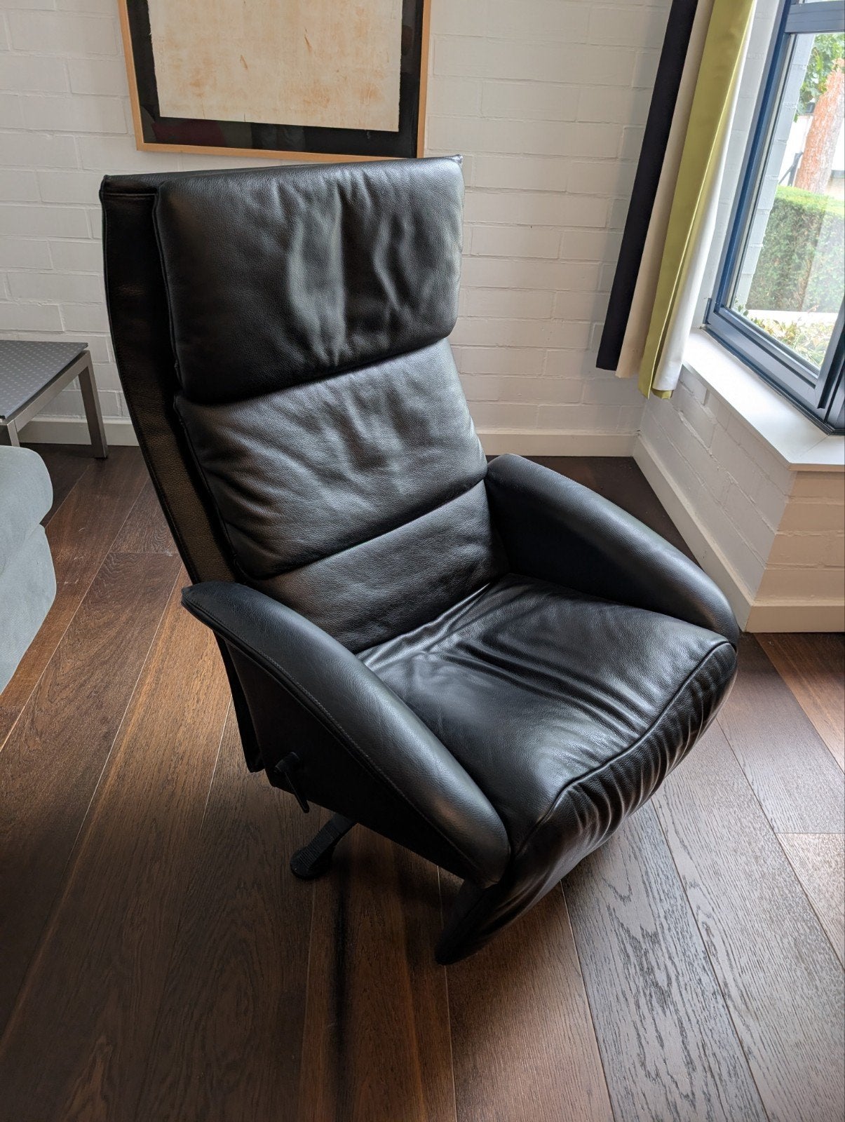 Zwarte lederen design relaxzetel van Jori, Huis en Inrichting, Ophalen, Gebruikt, Eenpersoons, Leer