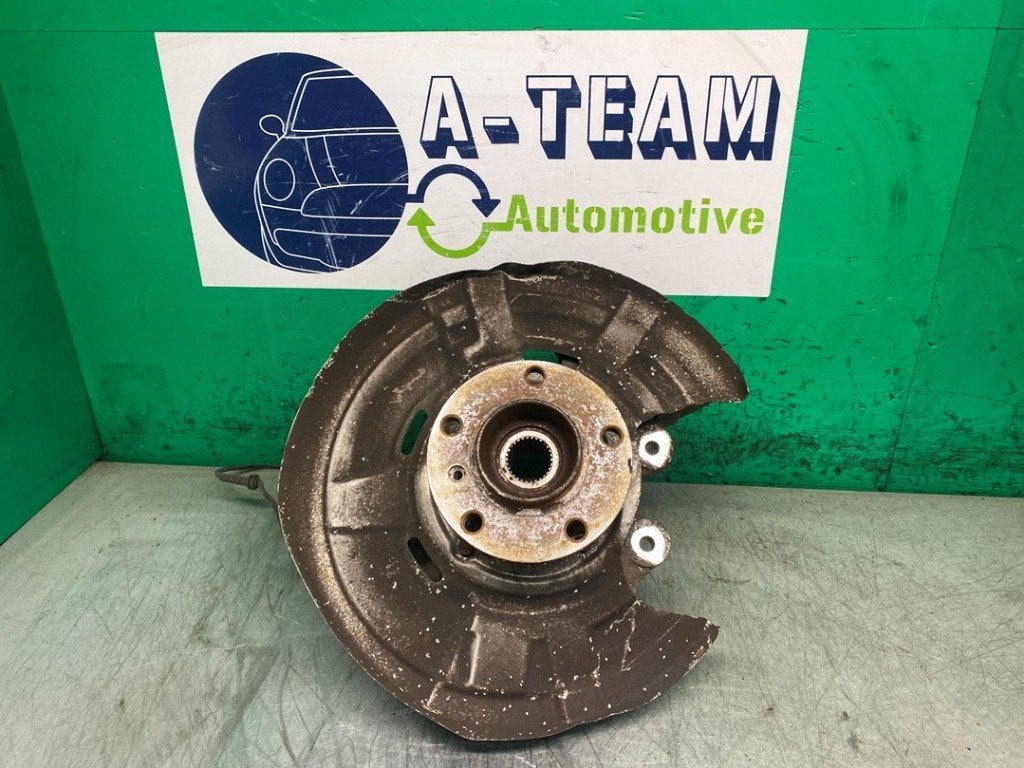 FUSEE ARRIERE DROITE 5 serie Touring (F11) (|33326796100|), Utilisé, BMW, Petuelring 130
80809  München, DE, Bayerische Motoren Werke AG
