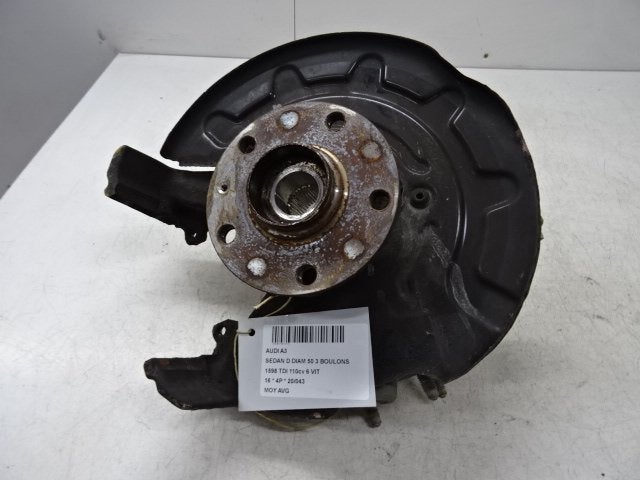 MOYEU DE ROUE AVANT GAUCHE Audi A3 Limousine (8VS / 8VM), Utilisé, Audi