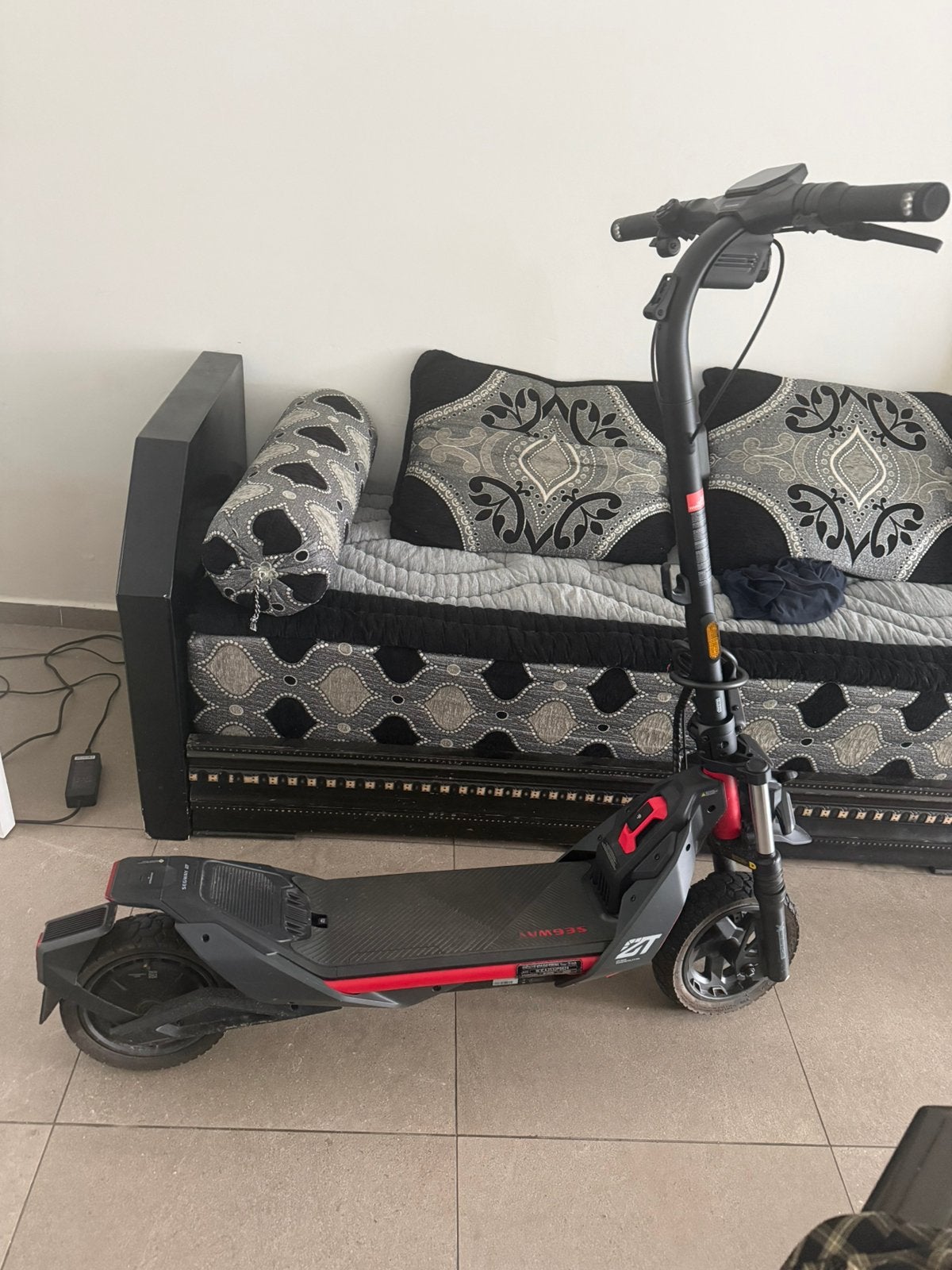 Ninebot Zt3 pro, Enlèvement, Comme neuf