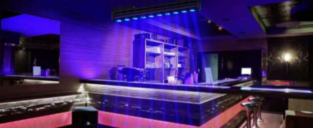 First Class 10 x 60W Rgbw Led Moving Bar, Ophalen of Verzenden, Nieuw, Licht, Geluidgestuurd