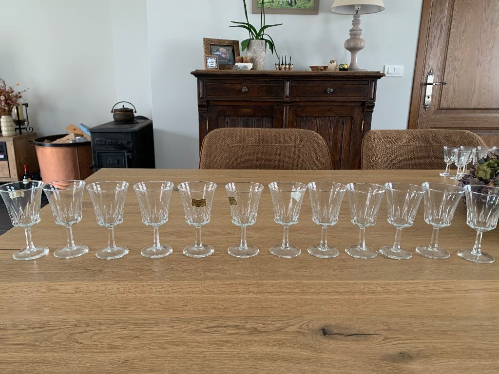 12 vintage Luminarc (Verrerie d'Arques) kristallen glazen, Antiek en Kunst, Ophalen