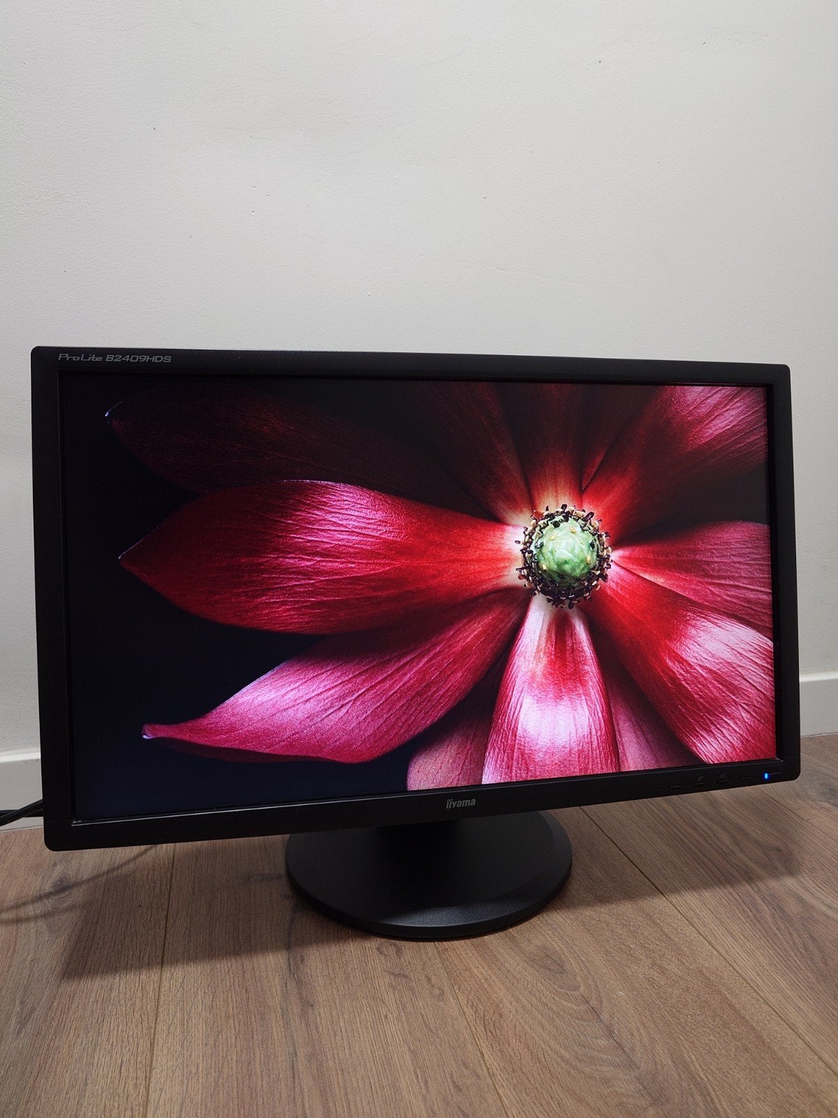 IIyama B2409HDS 24" 1080p Monitor met Built-in Speakers, Ingebouwde speakers, HD, DVI, Ophalen of Verzenden