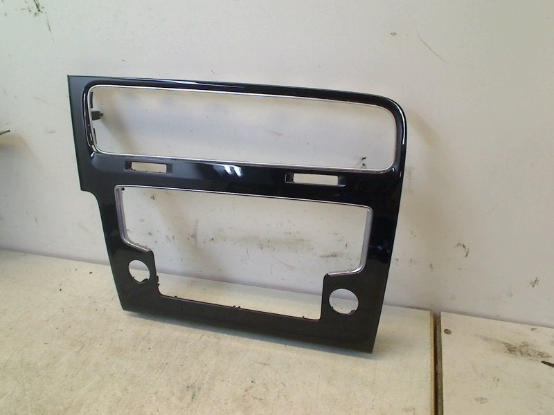RADIO SIERLIJST Volkswagen Golf VII (AUA) (5g1819743d), Autos : Pièces & Accessoires, Volkswagen, Volkswagen AG, Utilisé, Kundenbetreuung@volkswagen.de