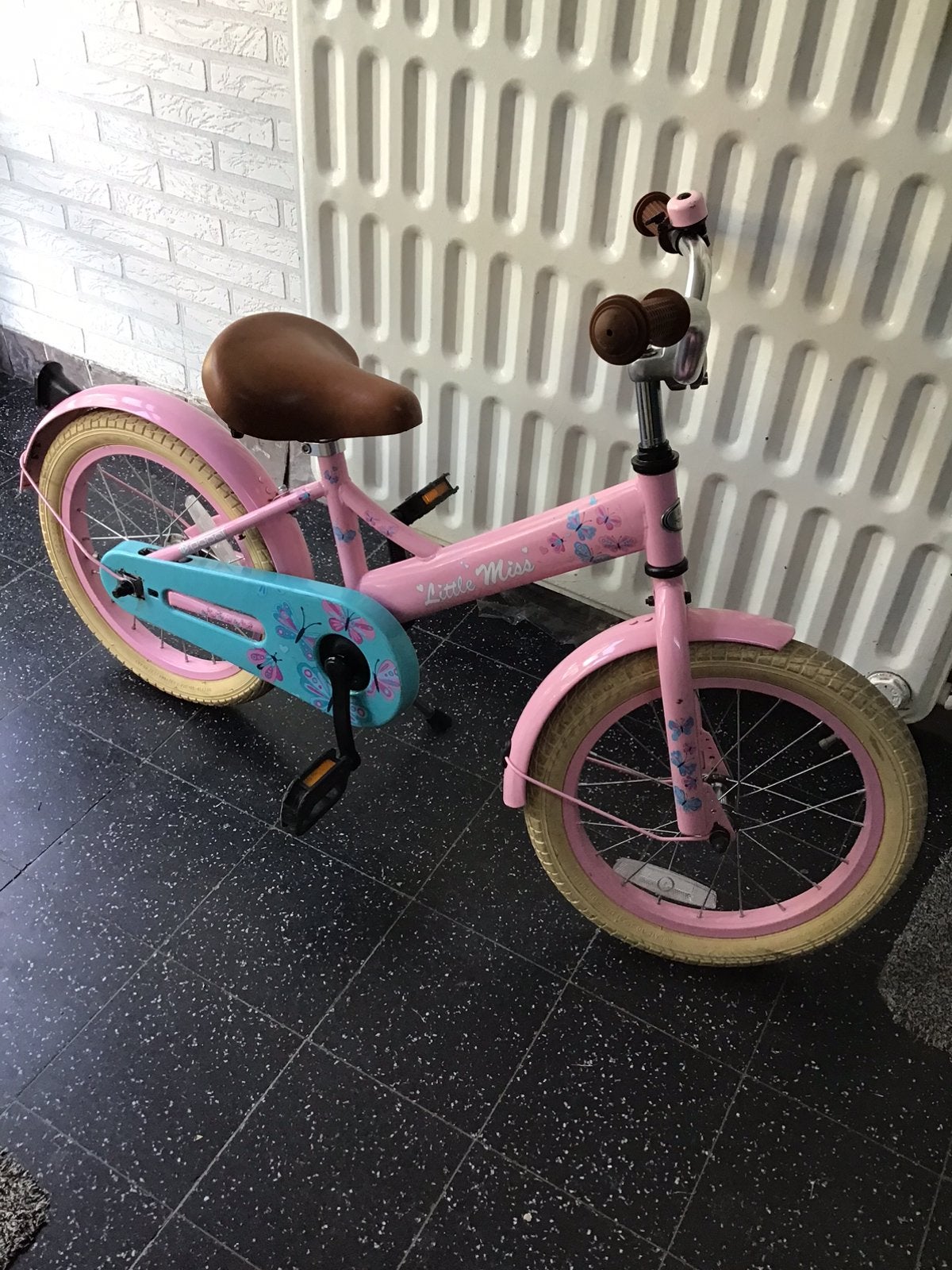 Roze kinderfietsje 16 inch, Ophalen, Zo goed als nieuw, 16 inch