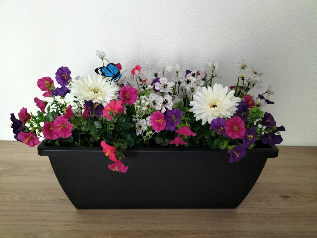 balconnières  avec fleurs artificielle bien garnie, Maison & Meubles, Accessoires pour la Maison | Plantes & Fleurs artificielles