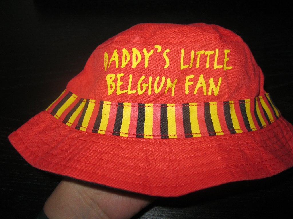 Hoedje baby Belgium 6-12mnd voetbal België, Ophalen of Verzenden, Zo goed als nieuw, Pet of Muts