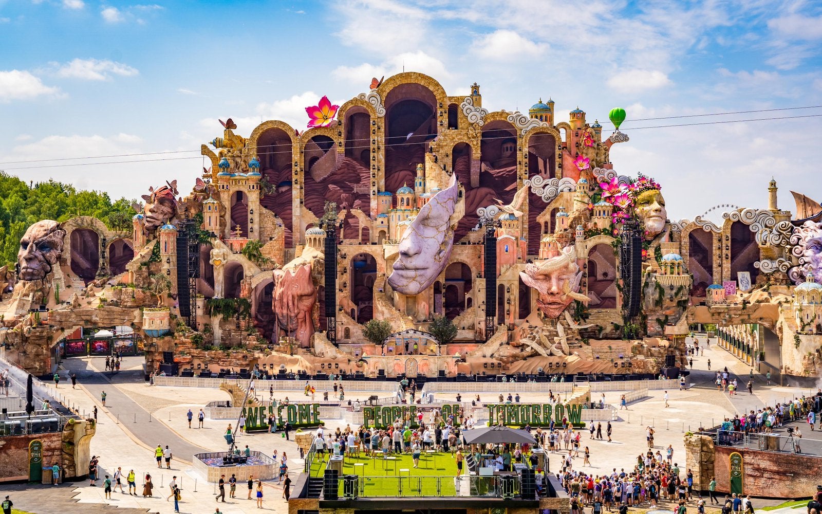 2 tickets gezocht voor Tomorrowland 25/07, Tickets & Billets, Loisirs | Parcs d'attractions