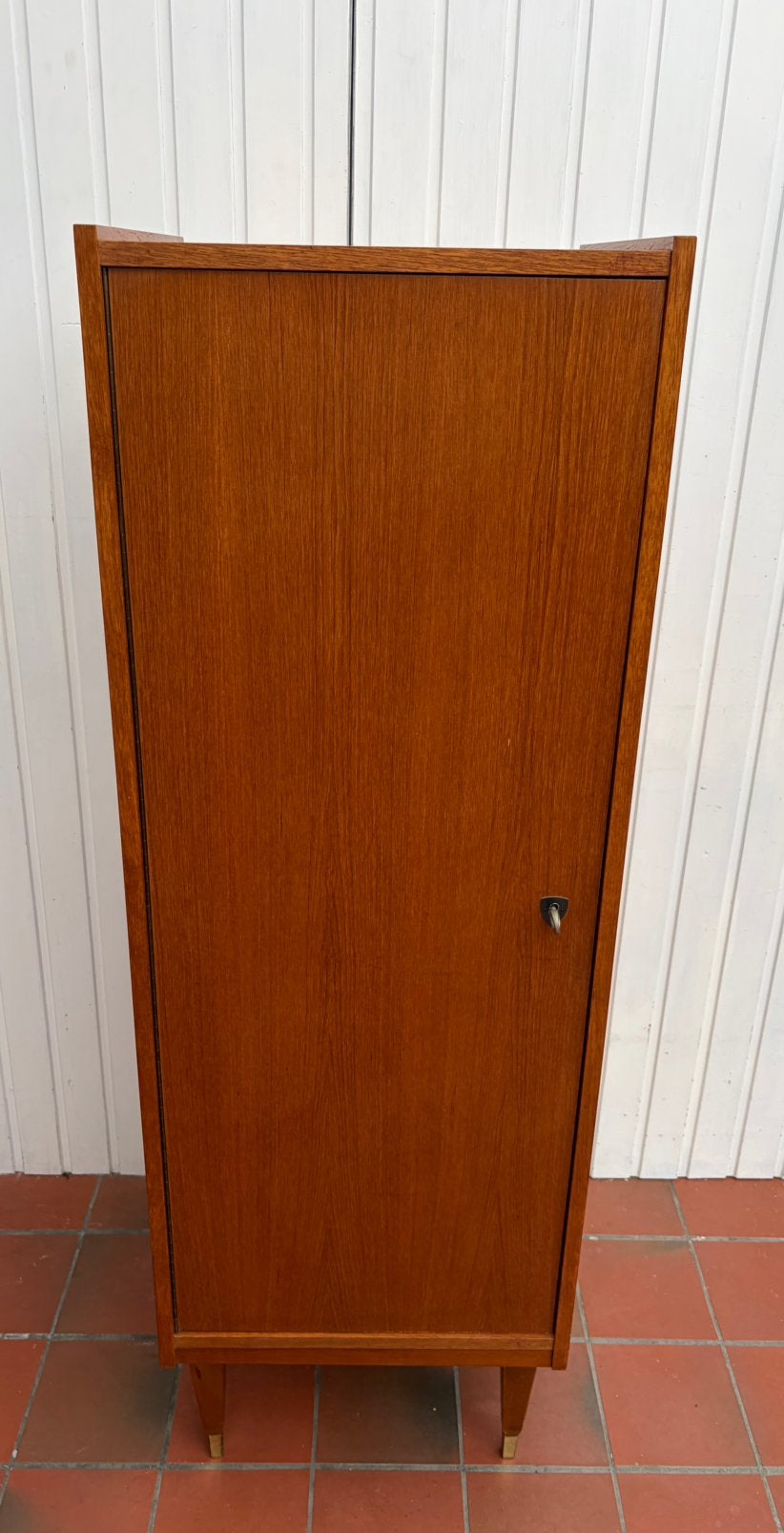 Vintage Scandinavische kolomkast, Huis en Inrichting, Kasten | Overige, Ophalen, Gebruikt